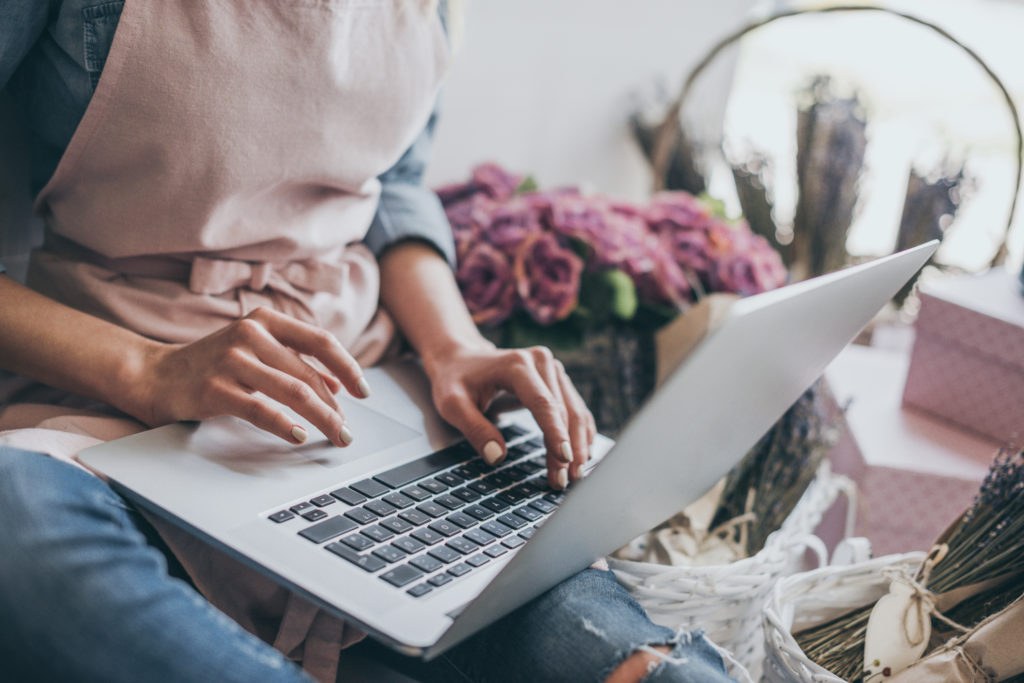 10 things you should think about before building your own website go sitebuilder